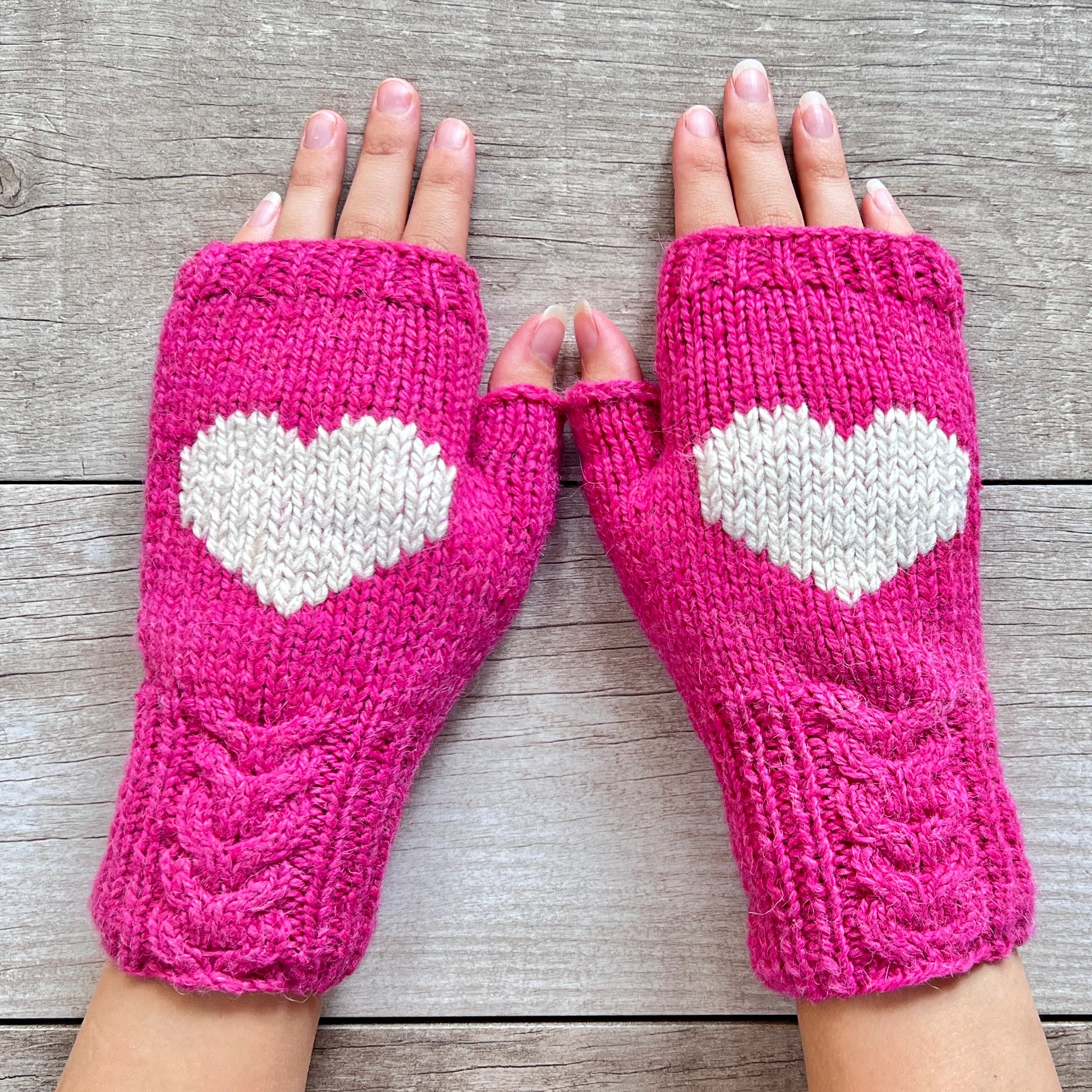 Cream fleece gloves outlet