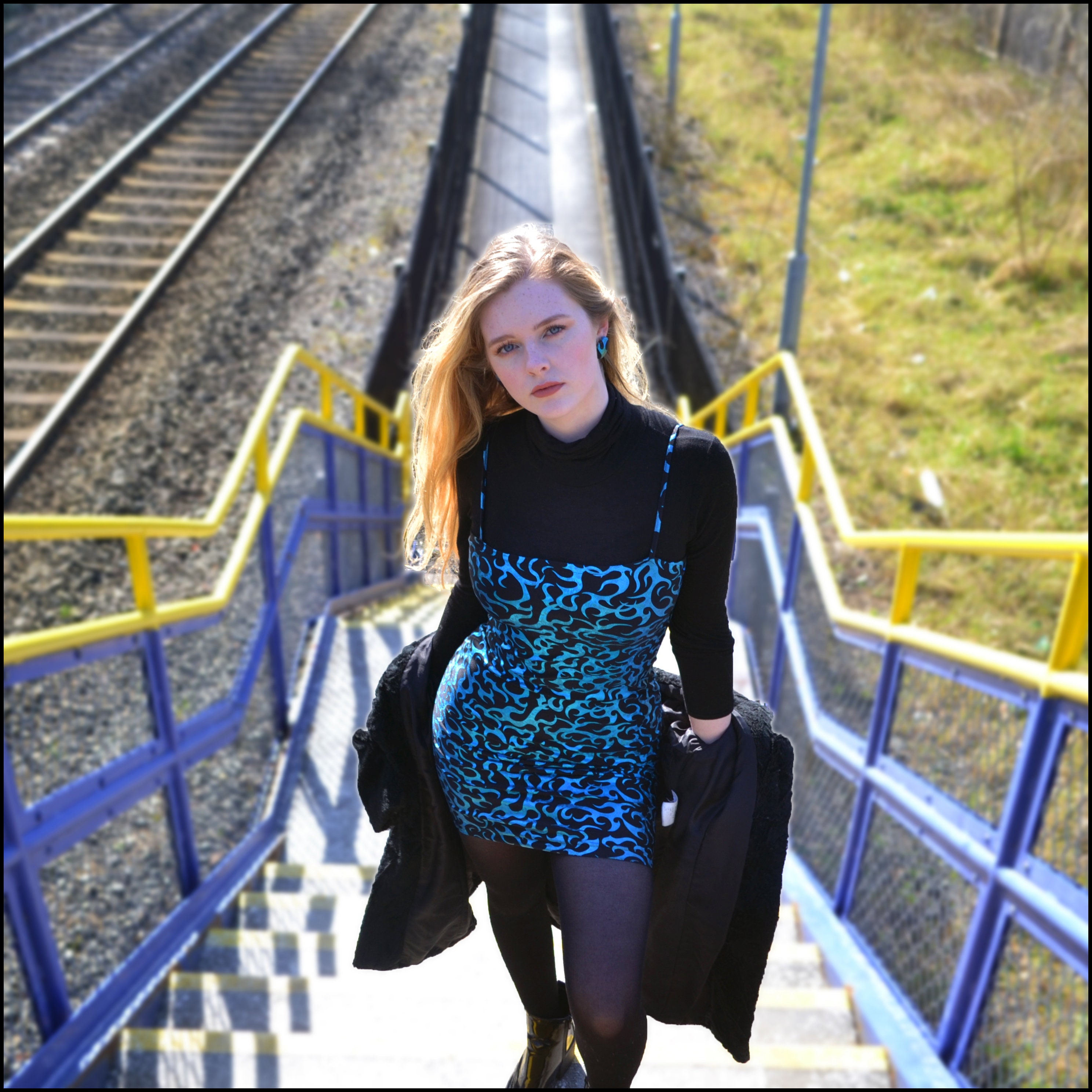blue stretchy dress