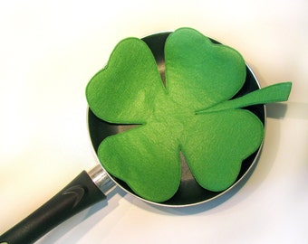 Lucky Four Leaf Clover Shamrock Pan Protector / Dessous de plat