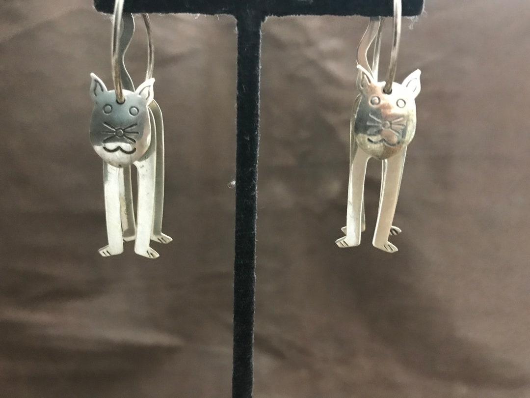 60’s Taxco Silver Earring Coyote Howling and Moon
