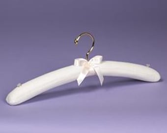 Foster-Stephens Acid-Free Muslin Hanger | Hanger for Gowns