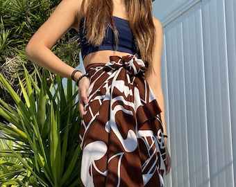 Hawaiian Design Sarong Plus Size Brown White Plumeria Design Luau Cruise Wrap Beach Pareo Wear Dress