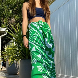 Hawaiian Design Sarong Plus Size Green Plumeria Design Luau Cruise Wrap Beach Pareo Wear Dress
