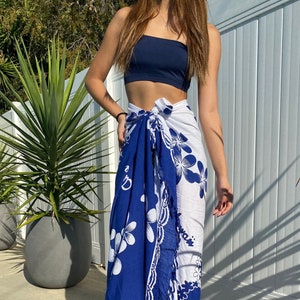 Hawaiian Design Blue & White Plumeria Pattern Wraparound Cover-Up Pareo Sarong Skirt
