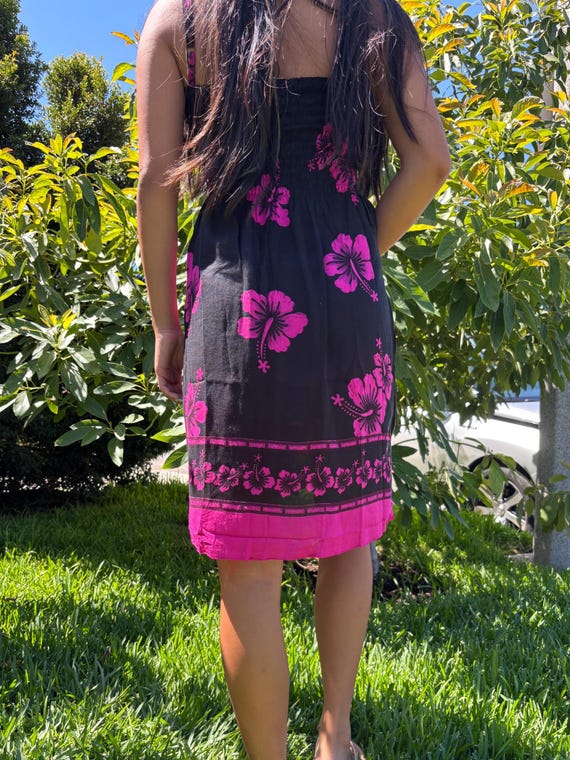 pink hibiscus dress US 2 / Gold sandals and hoops Hawaiian Short Sun Dress Floral