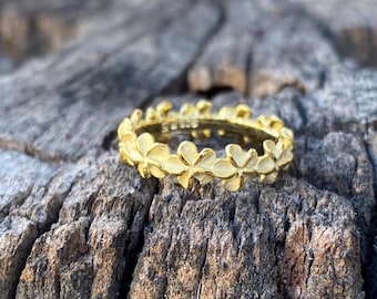 Hawaiian Jewelry Gold Plated Plumeria Flowers Wedding Ring Band