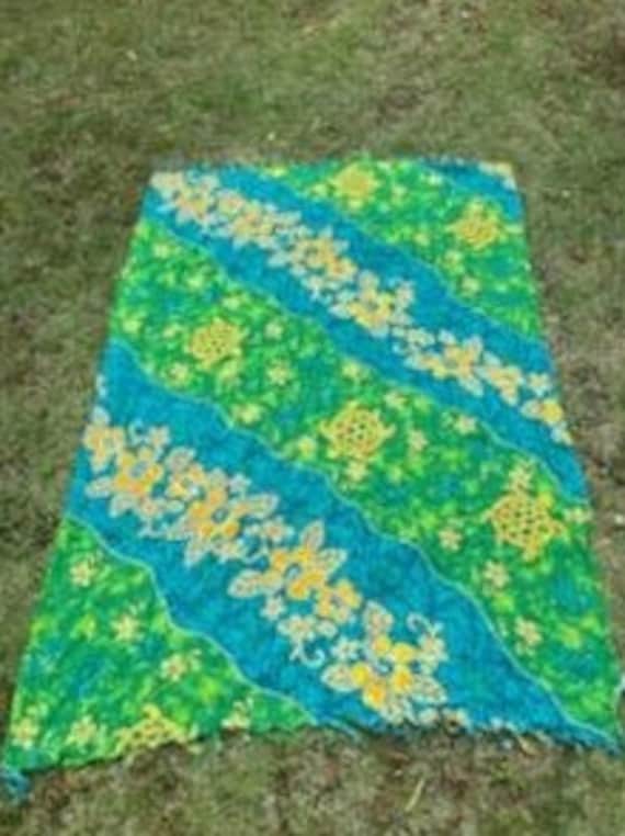 Hawaiian Design Green Floral Turtle Wraparound Sarong Pareo Skirt