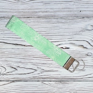 Mint Green Bee Keychain | Key Holder | Faux Leather Key Fob | Wristlet Keychain | Wrist Strap