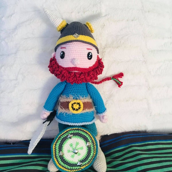 ELRIC the Viking, crochet pattern / PDF /amigurumi /crochet/ doll /pdf download/Français/English/warrior/Guerrier/Soldat/