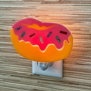 3D Handcrafted "Donut" Night Light | Kitchen Decor | Diner | Doughnuts | Bakery | Sweets | Pastries | Atomic Avocado Designs®