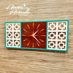 &quot;Breeze Block&quot; Wanduhr | Handgefertigt | Retro Uhr | Palm Springs Dekor | Silent Sweep | Atomic Avocado Designs®