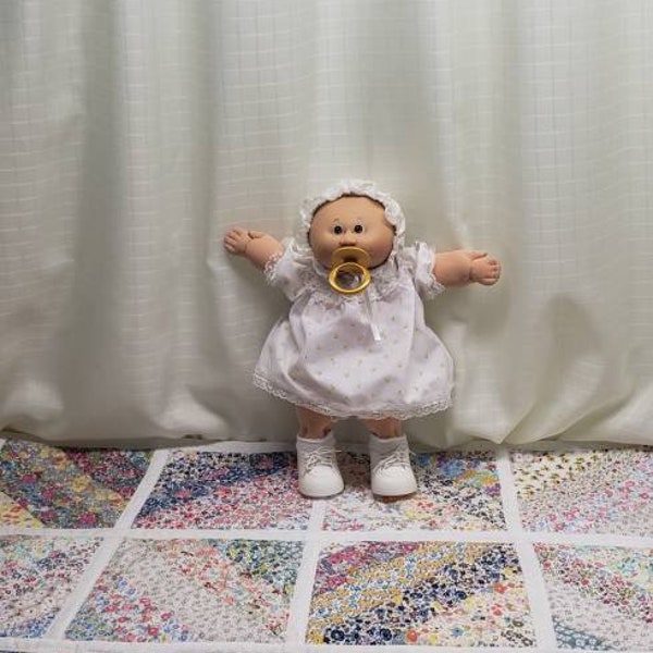 Cabbage Patch Newborn Doll, 1984, Excellent Condition, Replaced Paci & Shoes, Delivery Included