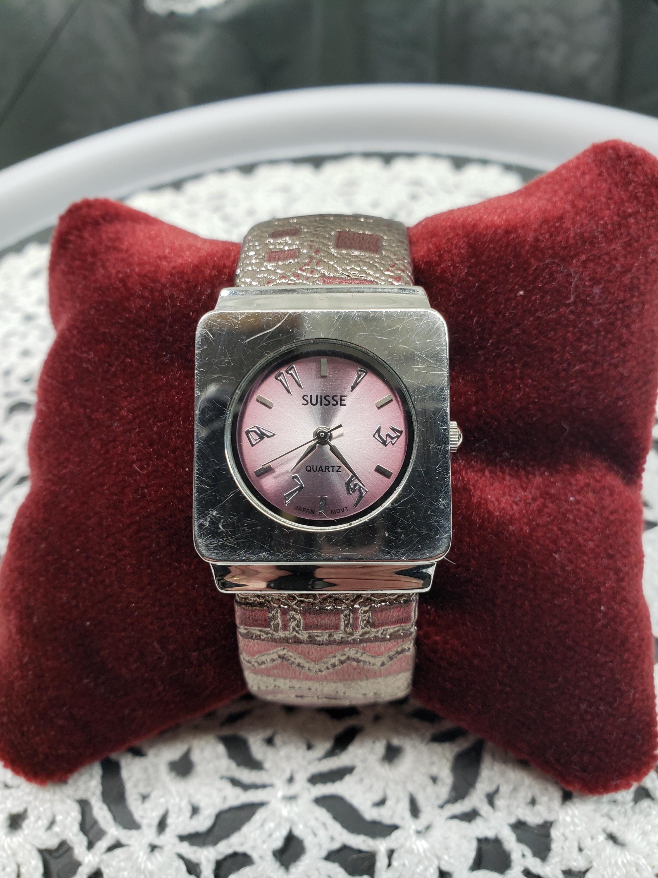 Suisse Quartz Watch Canada