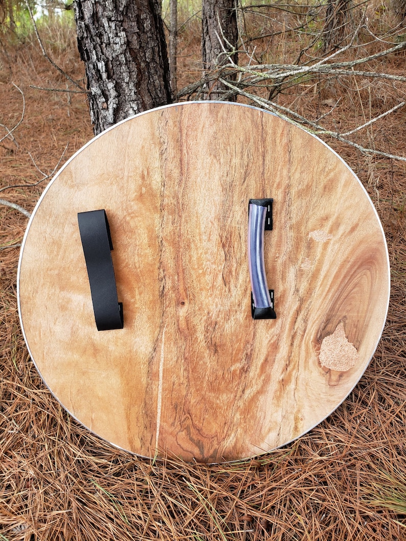 Best ways to carry a shield on your back? r/renfaire