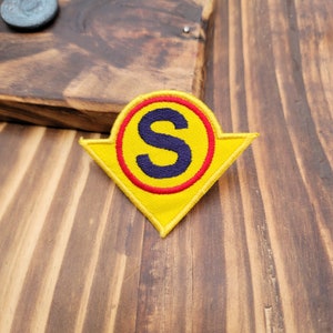 Embroidered Gaming Sonic the Hedgehog S Vintage Style Iron On Sew Applique Patch Cosplay Yellow
