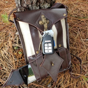 Modern Medieval Steampunk Shoulder Bag Phone Keys Carrier Pouch Renaissance Fair Costume