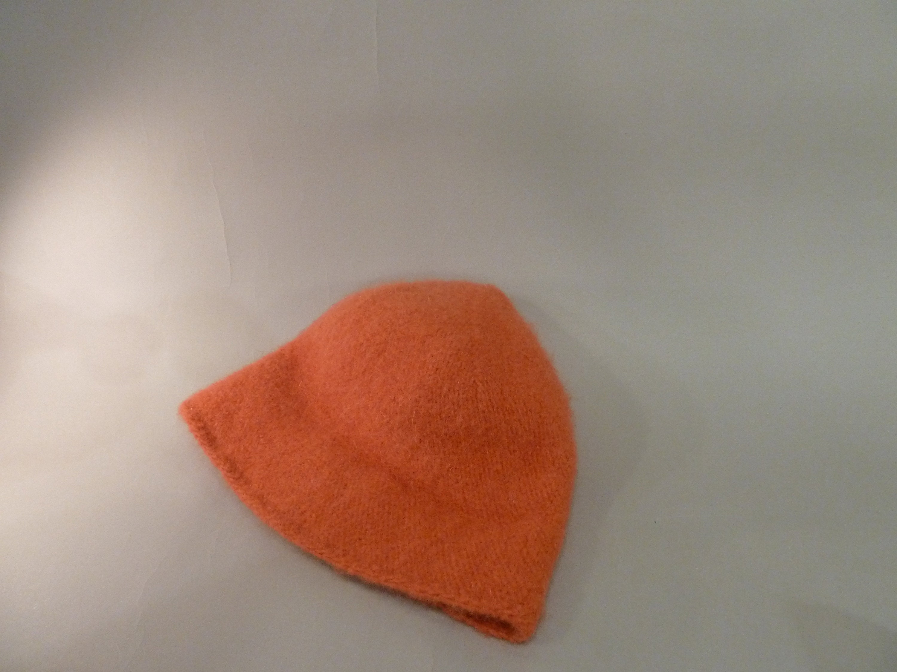 Orange Felted Hat - Etsy display picture 2