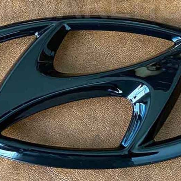 Hyundai Rear Black Logo - Etsy