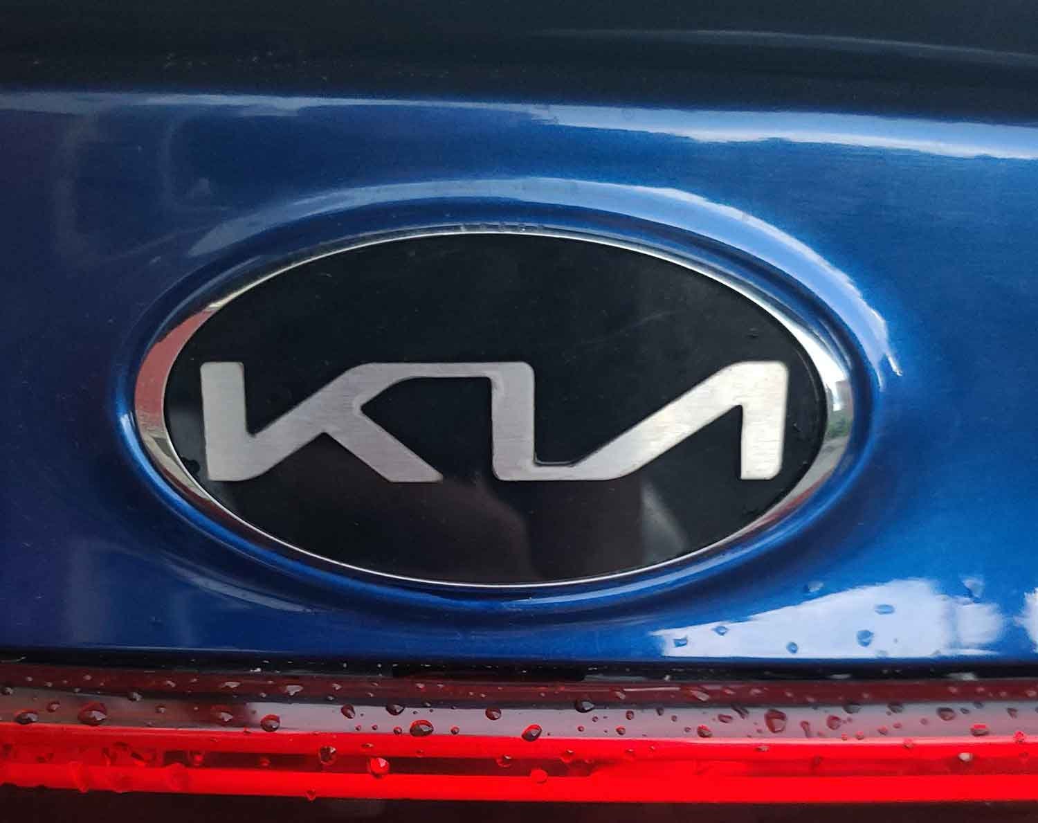 Kia 4.0 Badges/Emblem 2pc Set with Brushed Aluminum Letters Etsy