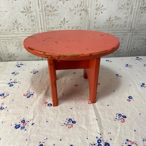 Vintage Wooden Painted Milk Stool, bench, plant stand, Coral, chippy paint, shabby chic, cottage decor, farmhouse