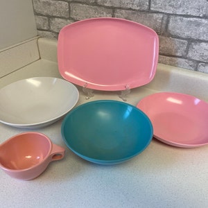 Vintage Melamine Serving Dishes, by the piece, bowls, tray, creamer, pink, white, turquoise, Boonton ware