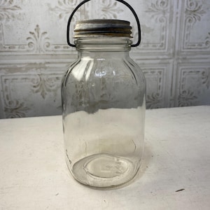 Vintage 1 1/2 quart glass jar with bail wire handle and zinc lid, primitive decor, farmhouse decor, kitchen storage, ball, collectible