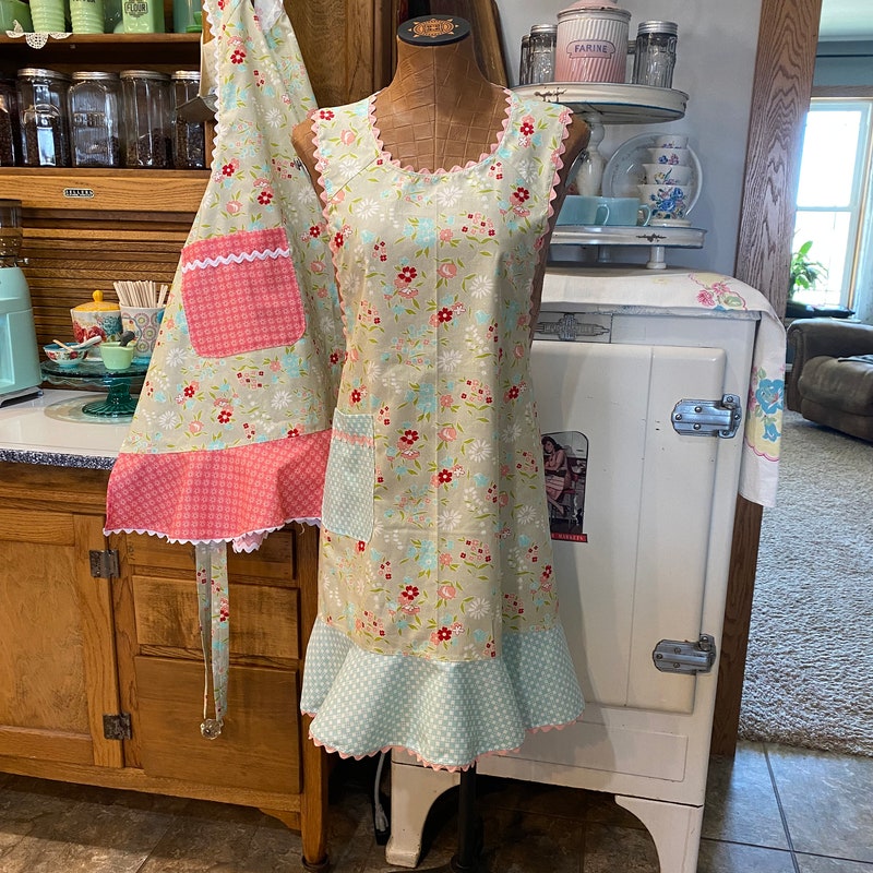 Pink Ruffle Apron - Etsy