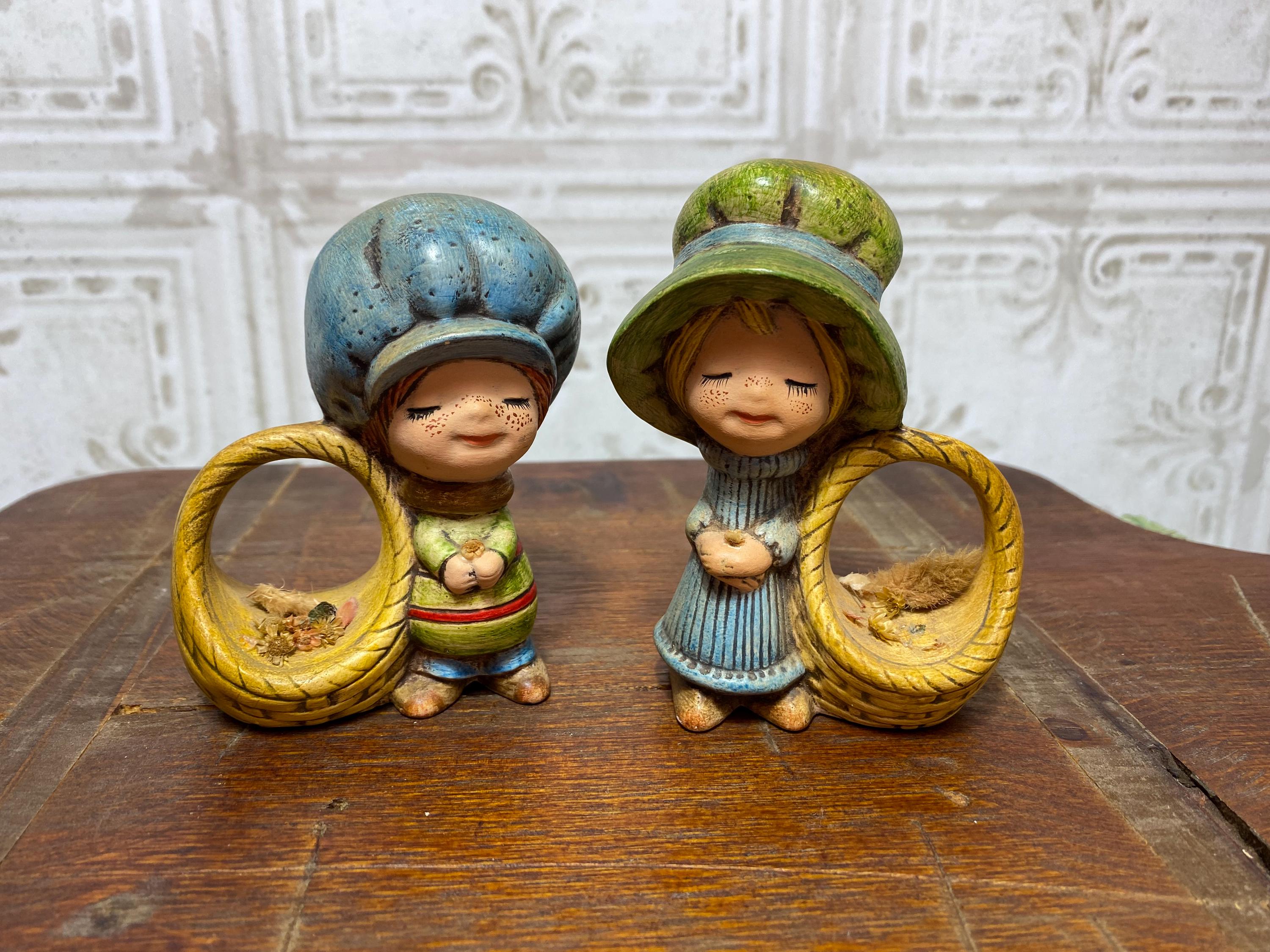 Vintage Set of 2 Ceramic Sunbonnet Girls Figurines, 1970s