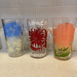 Vintage retro tumbler, water glass, drinking glass, floral, blue and white, red and white, pink and green, sold individually