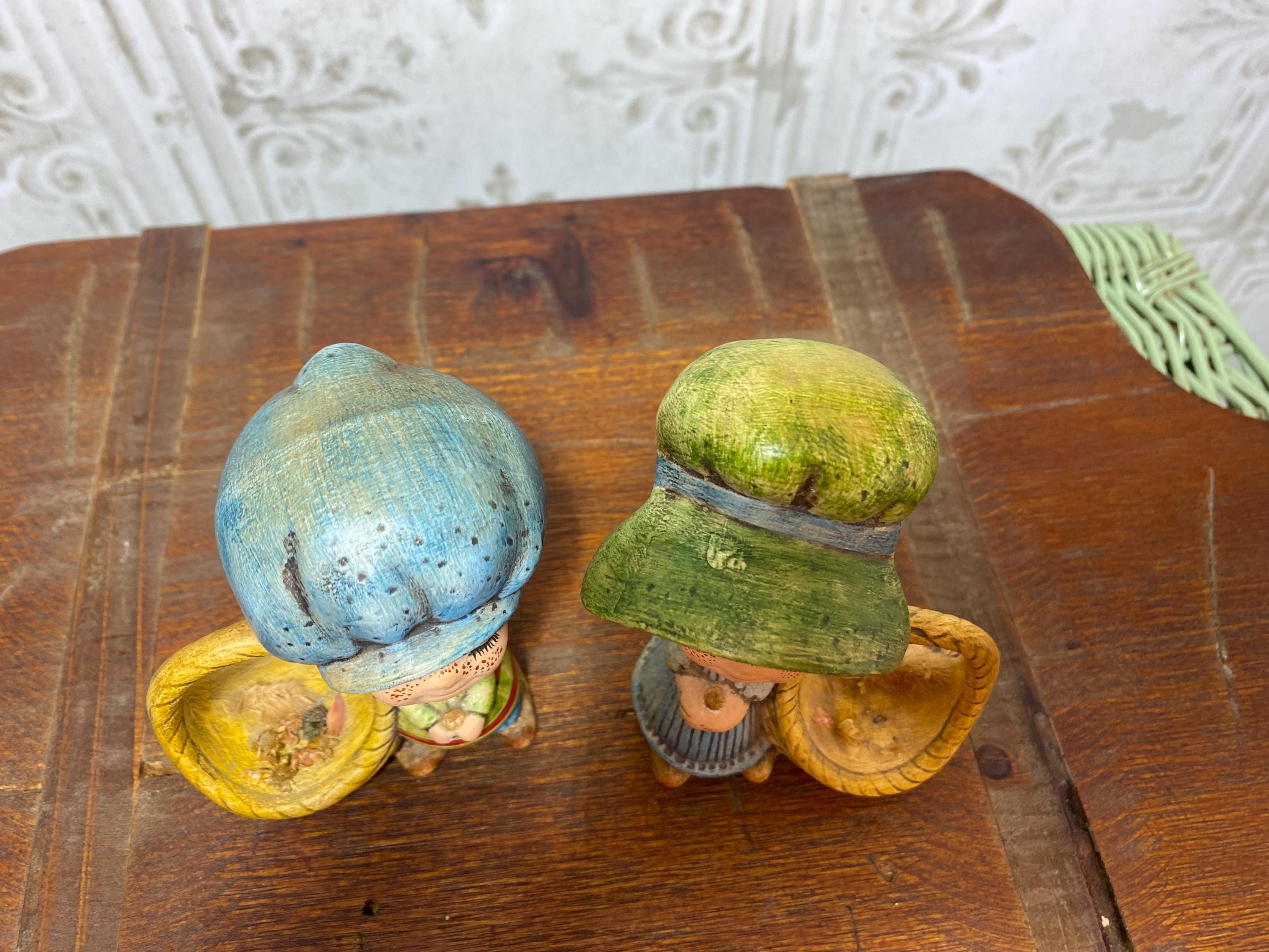 Vintage Set of 2 Ceramic Sunbonnet Girls Figurines, 1970s