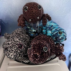 Plush widow spider, crocheted spider, Crocheted Amigurumi Spider | Handmade Spider Plush,Cute Spider Stuffed Toy, Spooky plush,Creepy  Plush