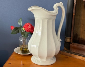Vase en pierre de fer blanc émaillé de collection unique surdimensionné vintage pichet en pierre de fer pichet d'eau glacée