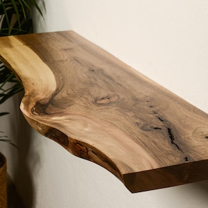 Hardwood Live Edge Wood Wall Decor with Hidden Bracket, Rustic Wood Wall Decor Ornaments, Hanging Decor for Wall Shelving, Unique Home Gift