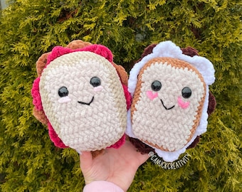 Canuck Creativity - PB & J and Fluffernutter Sandwich Crochet Pattern