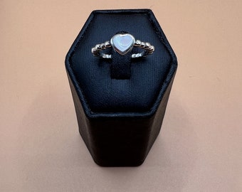 Bague celtique en argent sterling avec coeur en nacre