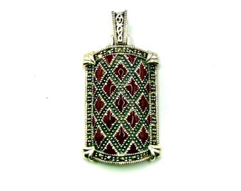 Pendentif Art déco en argent sterling 925 avec marcassite et émail bordeaux