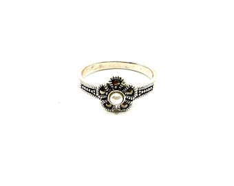 Bague florale en argent sterling 925 avec marcassite et perle