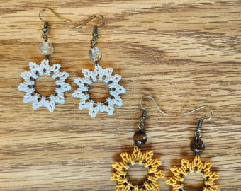 Boucles d'oreilles fleurs en macramé