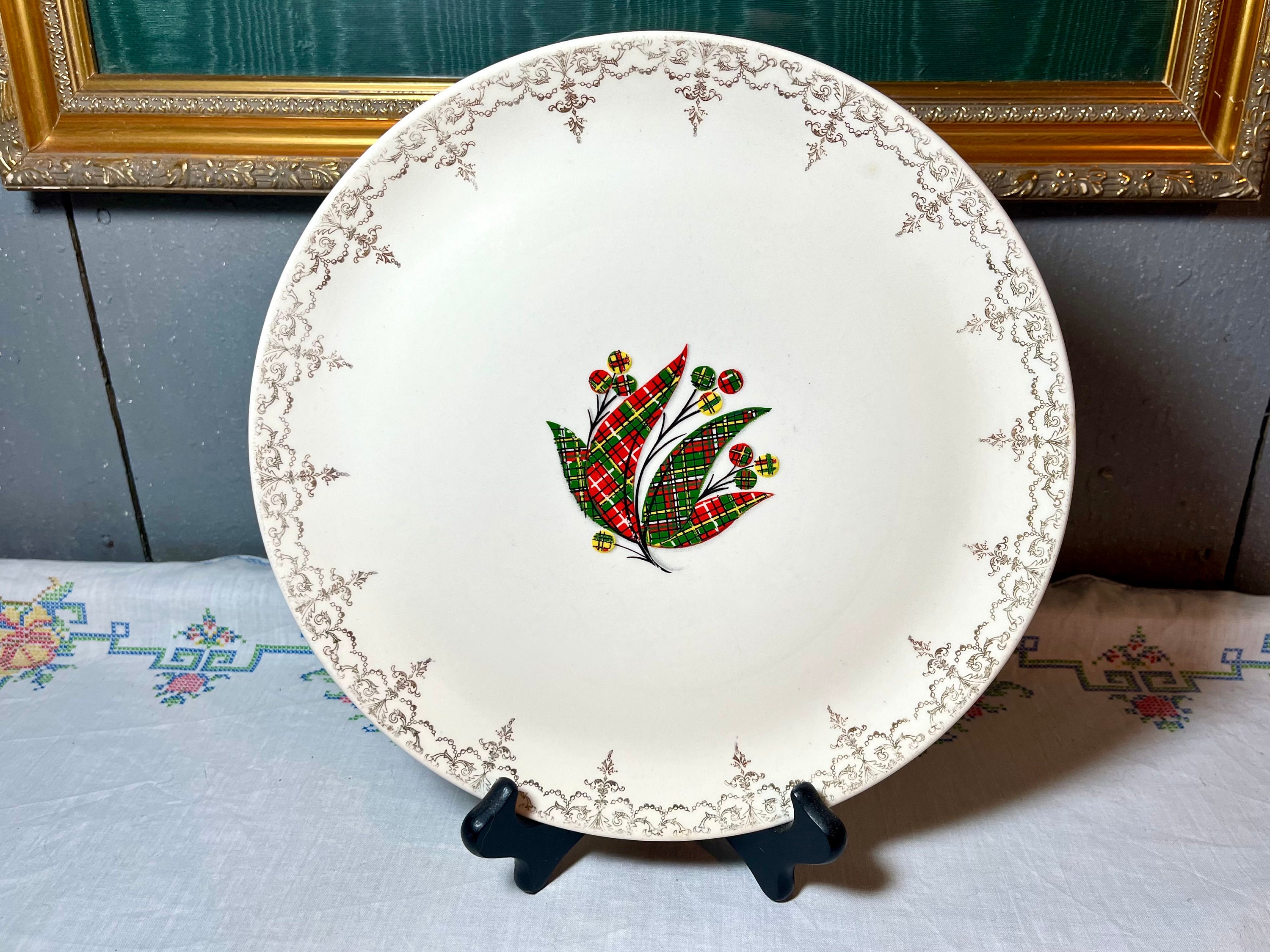 Crooksville China Co. Dinner Plate with Plaid / Tartan Floral Design and Gold Gilt Trim