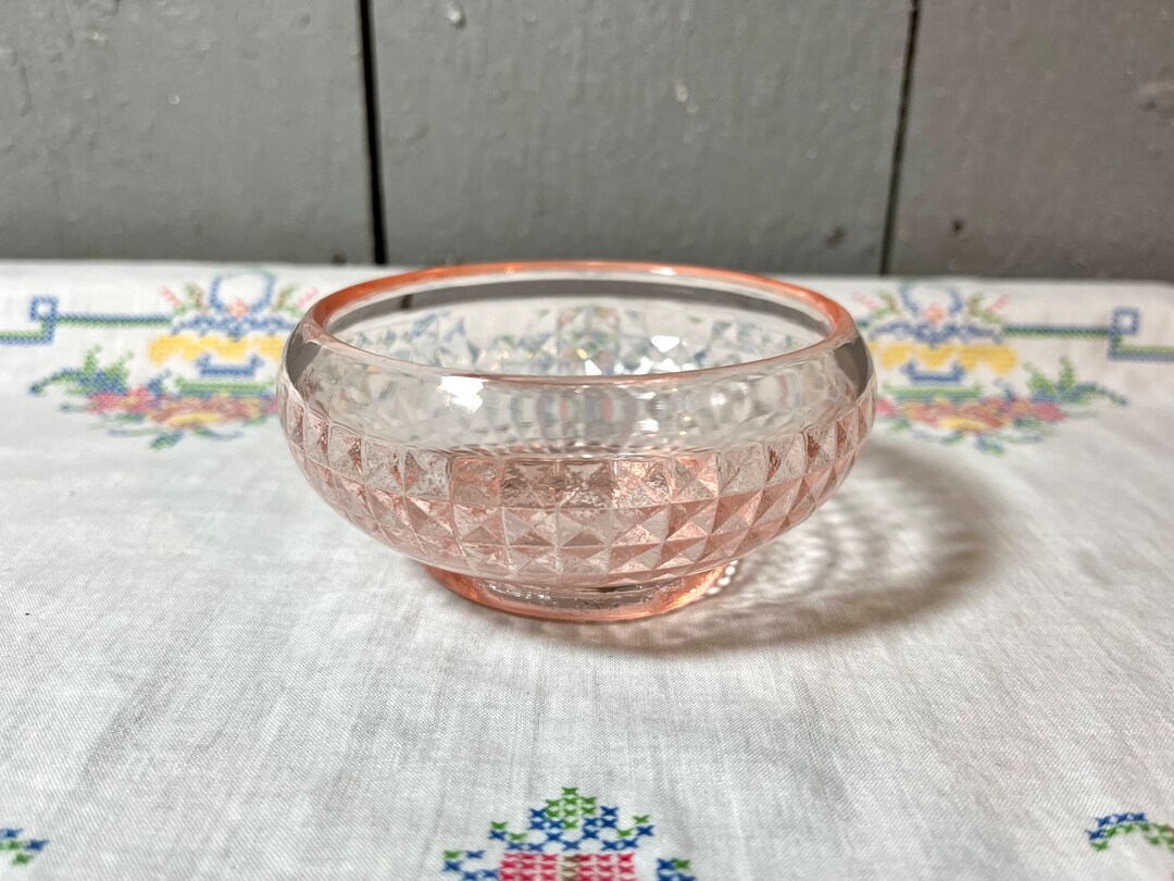 Small Pink Depression Glass Bowl Etsy