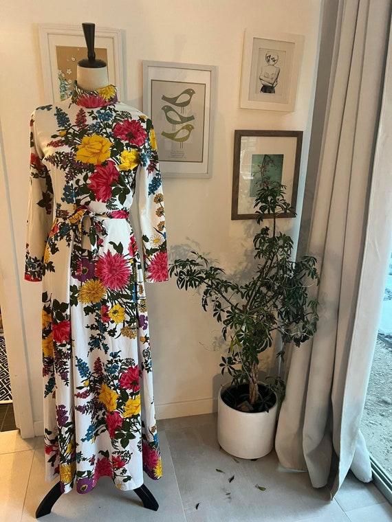 Vintage 1960’s floral dress - image 3