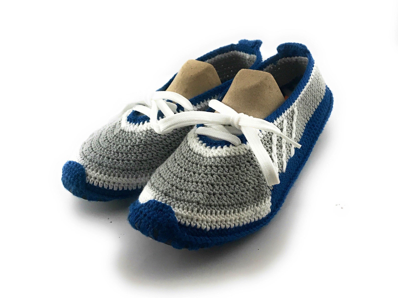 knit nike sneakers