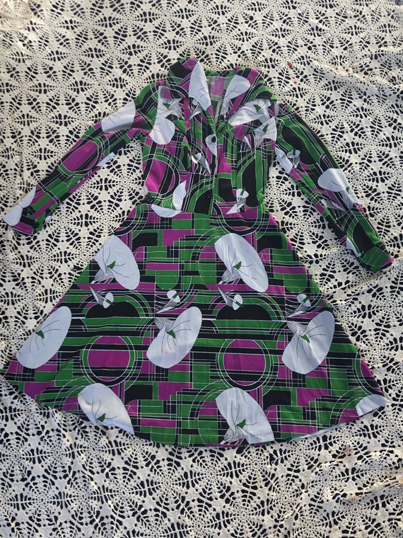 Vintage 1970‘s Art Deco dress