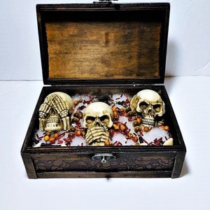 Blessed Santa Muerte Altar Santa Muerte Offering Sorda Ciega Muda Santa Muerte Protection Against Enemies Protection Holy Death Gift