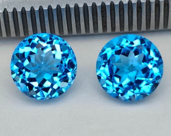 天然スイスブルー トパーズ 19 個セット、30 カラット、ラウンド