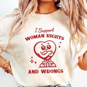 Apoyo los derechos y los errores de las mujeres PNG, diseño feminista divertido, corazón retro, Día Internacional de la Mujer, camiseta meme, derechos de las mujeres