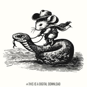 Ratón vaquero sobre serpiente PNG, arte occidental caprichoso, ilustración de animal lindo, descarga digital divertida, ratón de rodeo, jinete de serpiente, único