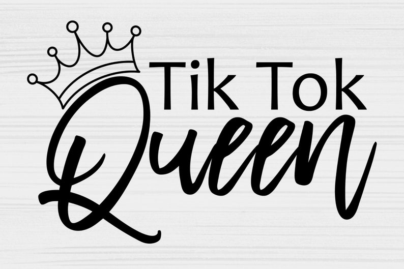 Pu&ograve; includere: Grafica in bianco e nero con una corona e il testo "Tik Tok Queen".