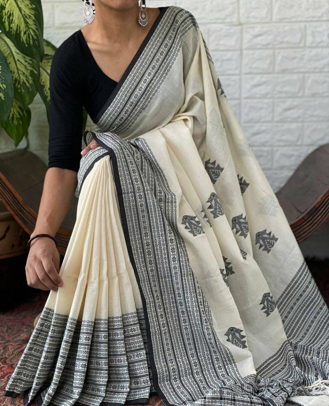 Brown - Bengal Handwoven Cotton Begumpuri Saree 42