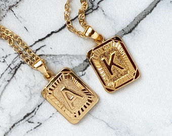 Gothic Initial Pendant Necklace L Snake 